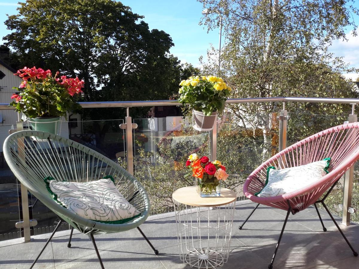 Villa Florance Apartments With Terraces & Parking Βέντσπιλς Εξωτερικό φωτογραφία
